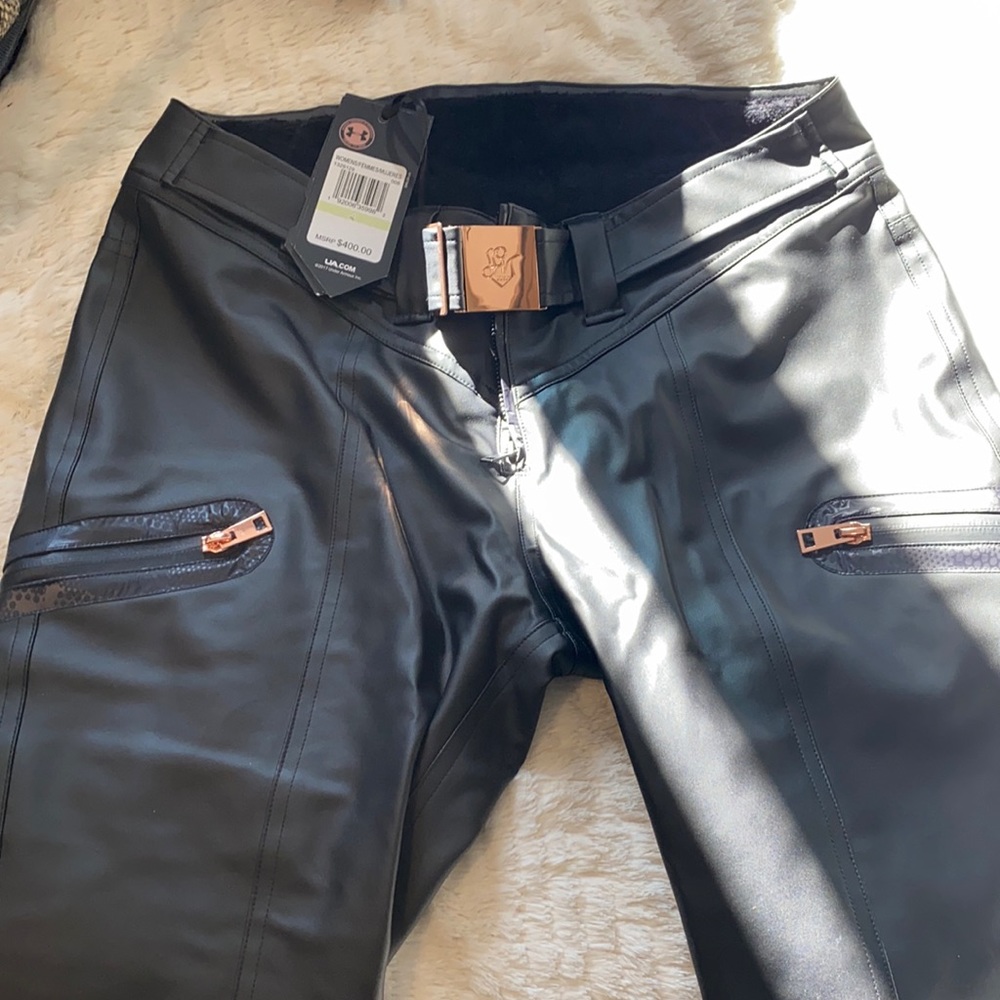 Under armor Lindsey vonn ski pants size 4